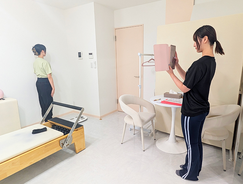 姿勢チェックの様子